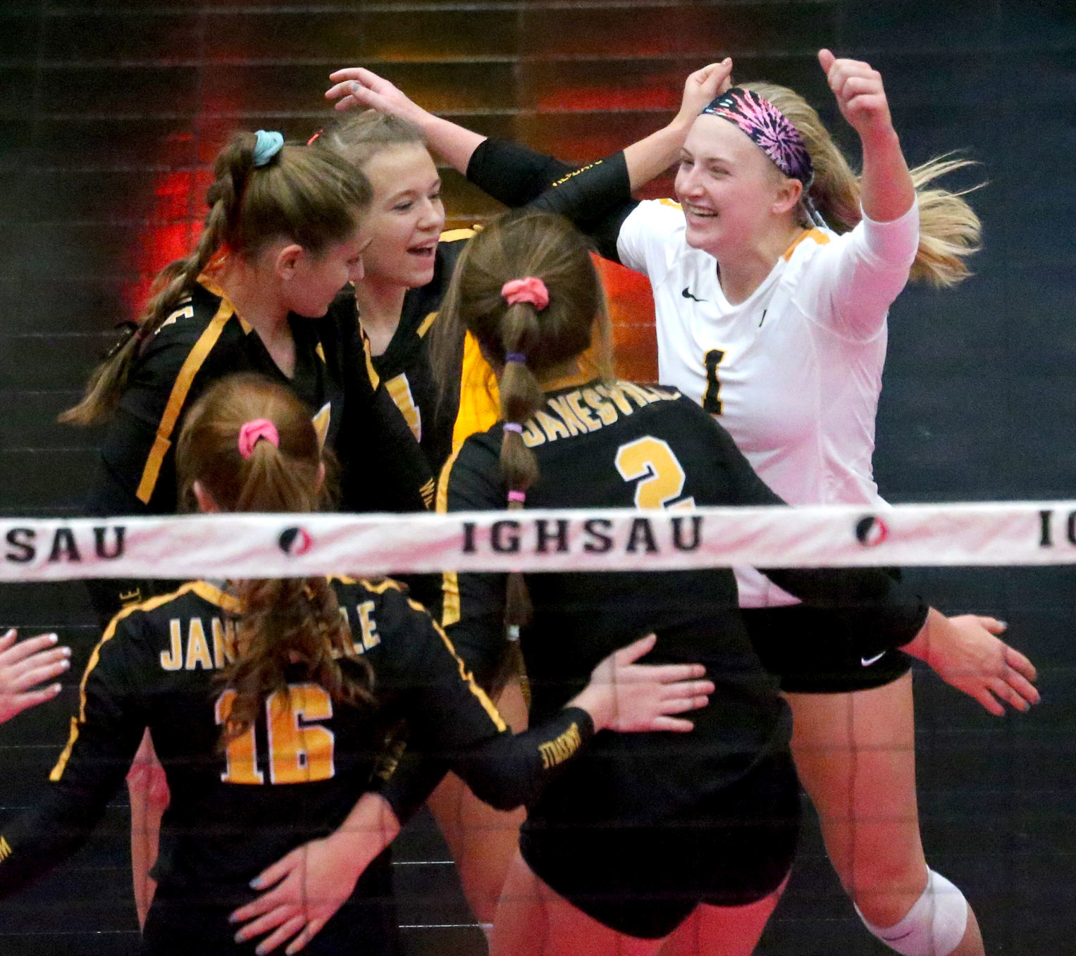 110718-State-VB-Janesville-002